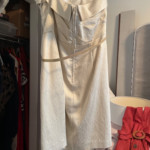 Mini Gold strapless dress - Picture 2 of 3